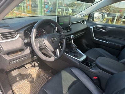 2022 Toyota RAV4 XLE Premium