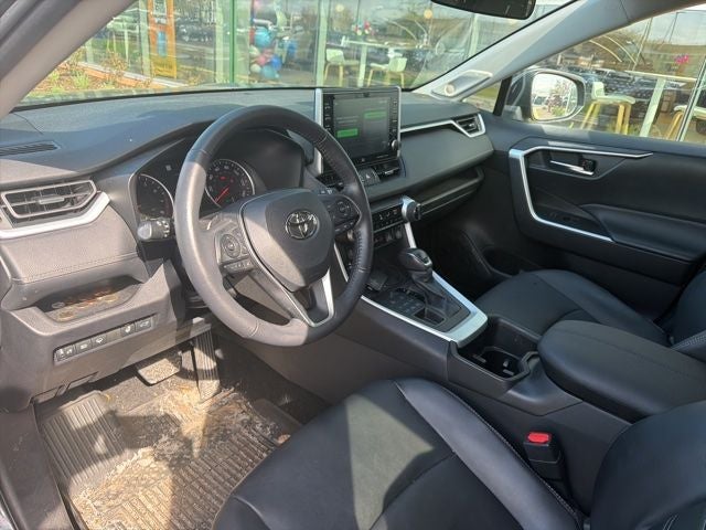 2022 Toyota RAV4 XLE Premium