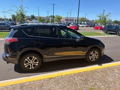 2017 Toyota RAV4 LE