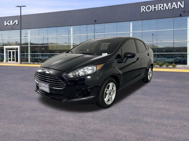 2019 Ford Fiesta SE Sedan's photo