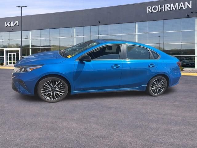 2023 Kia Forte GT-Line AT's photo