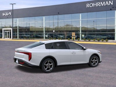 2026 Kia K4 LXS