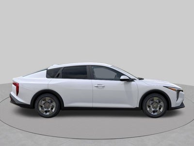 2026 Kia K4 LX