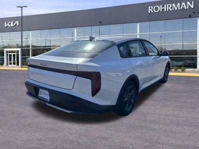 2025 Kia K4 LXS