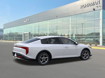 2026 Kia K4 LXS