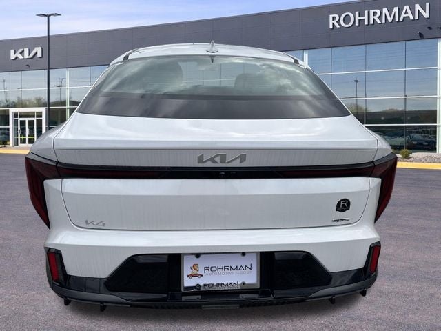 2025 Kia K4 GT-Line