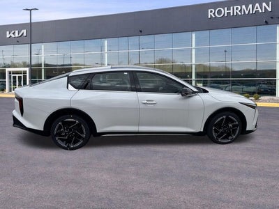 2025 Kia K4 GT-Line