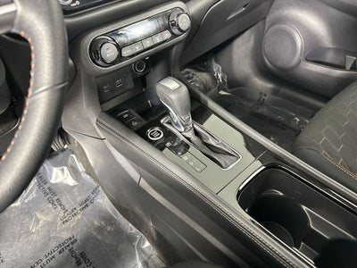 2023 Nissan Kicks SR