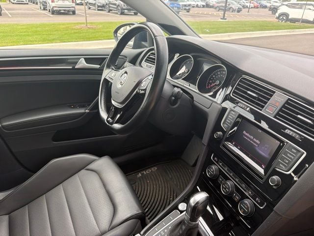 2015 Volkswagen Golf TSI SE 4-Door