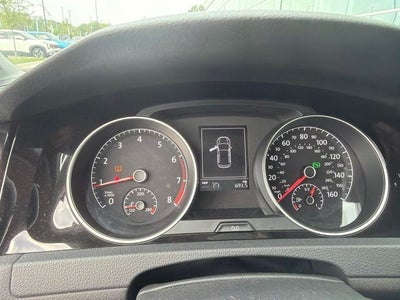 2015 Volkswagen Golf TSI SE 4-Door