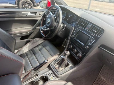 2015 Volkswagen Golf GTI 2.0T SE