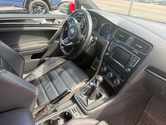 2015 Volkswagen Golf GTI 2.0T SE