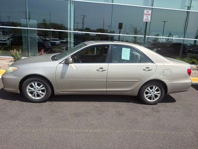 2005 Toyota Camry LE