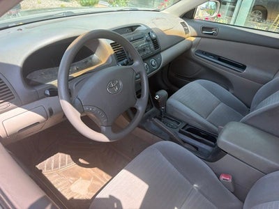 2005 Toyota Camry LE