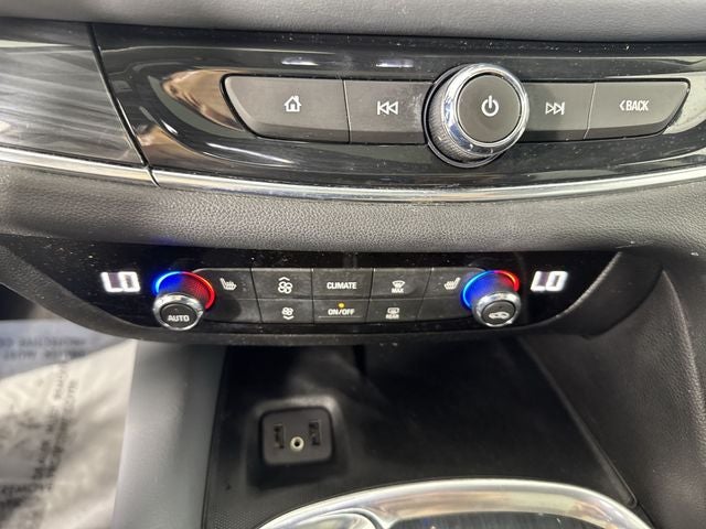 2018 Buick Enclave Essence