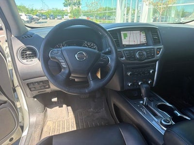 2020 Nissan Pathfinder SL