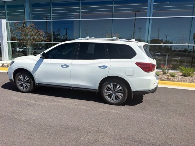 2020 Nissan Pathfinder SL