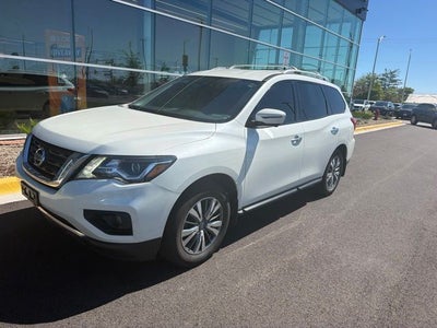 2020 Nissan Pathfinder SL