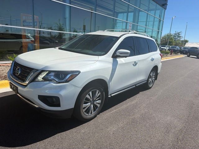 2020 Nissan Pathfinder SL