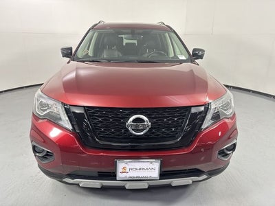 2019 Nissan Pathfinder SL