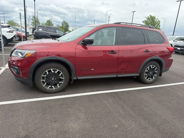 2019 Nissan Pathfinder SL