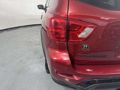 2019 Nissan Pathfinder SL
