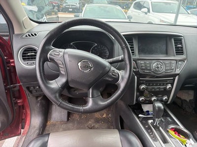 2019 Nissan Pathfinder SL