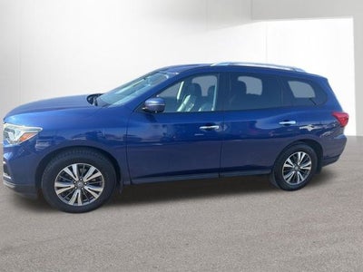 2017 Nissan Pathfinder SL