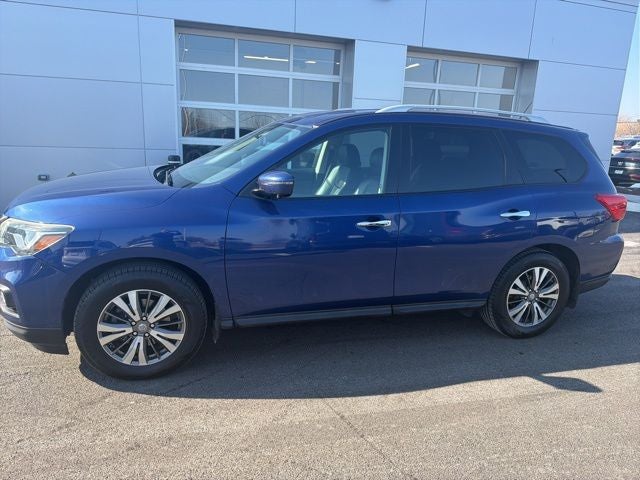 2017 Nissan Pathfinder SL