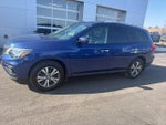 2017 Nissan Pathfinder SL