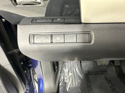 2023 Nissan Pathfinder SV