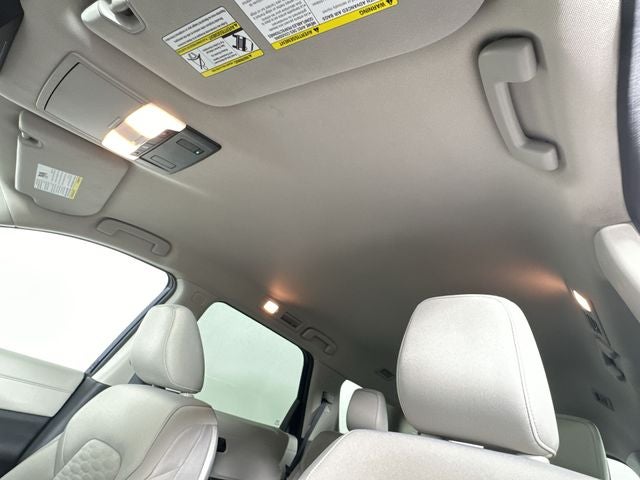 2023 Nissan Pathfinder SV