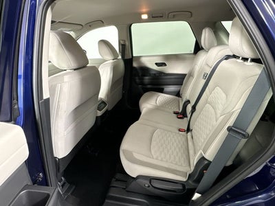 2023 Nissan Pathfinder SV