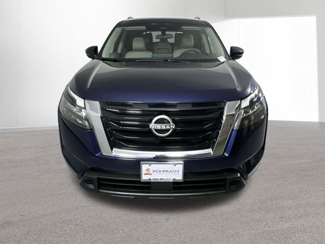 2023 Nissan Pathfinder SV