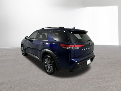 2023 Nissan Pathfinder SV