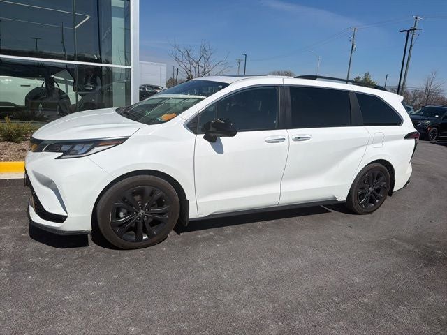 2024 Toyota Sienna XSE 7 Passenger