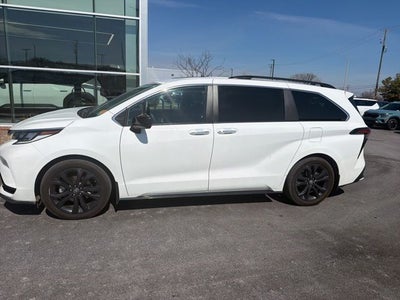 2024 Toyota Sienna XSE 7 Passenger