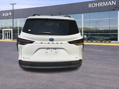 2025 Toyota Sienna XLE 7 Passenger
