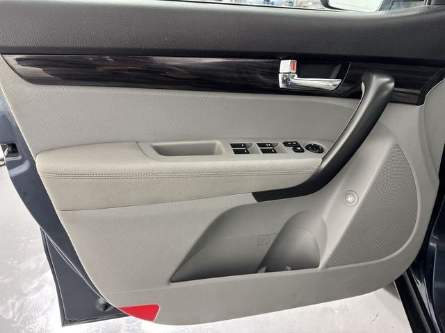 2012 Kia Sorento LX