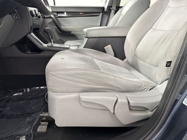 2012 Kia Sorento LX
