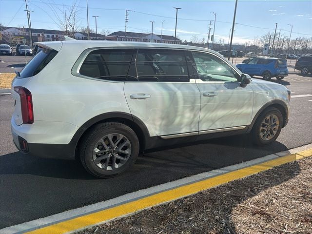 2024 Kia Telluride LX