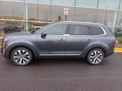 2022 Kia Telluride S