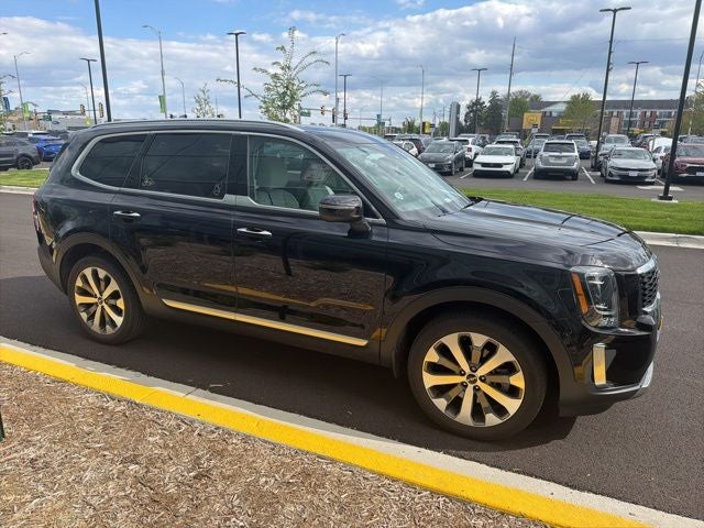 2022 Kia Telluride S