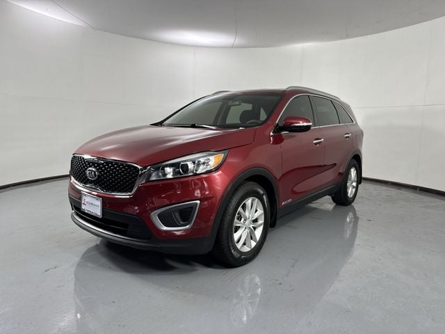 Used 2016 Kia Sorento LX with VIN 5XYPGDA50GG027697 for sale in Schaumburg, IL