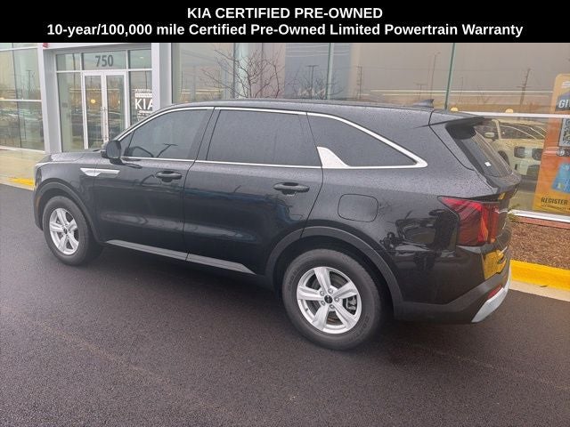 2025 Kia Sorento LX
