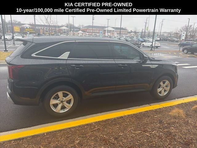 2025 Kia Sorento LX