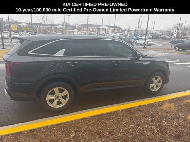 2025 Kia Sorento LX