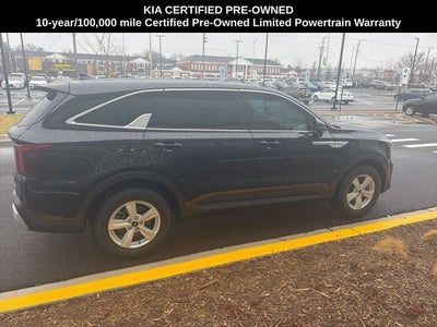 2025 Kia Sorento LX