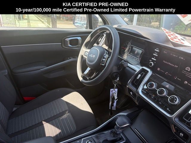 2023 Kia Sorento LX