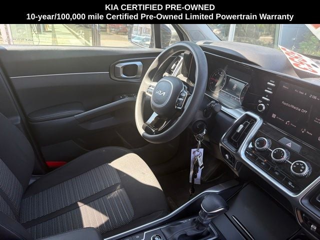 2023 Kia Sorento LX